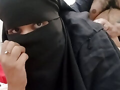 Pakistani Step-mother In Hijaab Fucked By Stepson