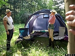 Cuckold video during camping with skinny gf Isabella De Laa