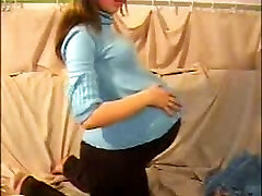 Кудрявый беременная веб-камера играть дома