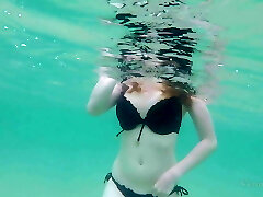 Public Exhibitionist &ndash; German Gal With Perfect Big Boobs On The Sea Showing And Rubbing Poon