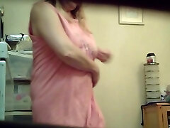 grandma nude in douche