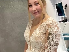 Russian married couple could not resist and screwed right in a wedding dress.