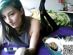 www.find6.xyz slut misshowl flashing ass on live webcam