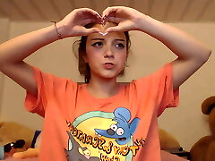 Super-cute Colombian webcam girl with Tom and Daly shirt Super-cute Colombian webcam girl with Tom and Daly shirt