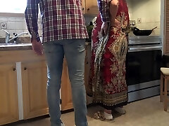 Pakistani Wife Lets Horny Stepson Internal Cumshot Her Pregnant Pussy