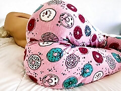 Step Mom Wakes up to Hard Cock of Step Sonnie He helps Cougar to cum quick Carry Light Step Mom Wakes up to Hard Cock of Step Sonnie He helps Cougar to cum quick Carry Light