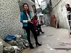 Chinese girl selling fuck-fest