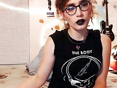 This cam model would have been straight Ten if she had bigger boobs
