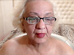 Hungarian Granny Slut - WEBCAM