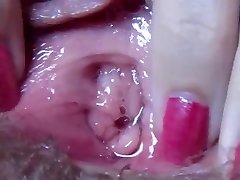 chatte vaginale humide après l'orgasme en extrême close up hd