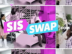 Sis Swap - Marvelous Teen Gfs Swap Their Nerdy Looking Stepbros And Gulp Their Cum