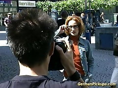 German gets strong outdoor shag