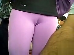 Spandex gal on the train has great cameltoe Spandex gal on the train has great cameltoe