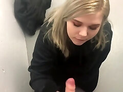NAUGHTY Girlfriend BLOWS ME AND Gulps MY CUM IN PARKING GARAGE STAIRWELL