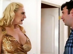 Hey,your granny boink! Hey,your granny boink!