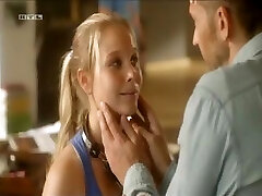 Bettina Zimmermann - The Hunt For The Amber Bedroom Bettina Zimmermann - The Hunt For The Amber Bedroom