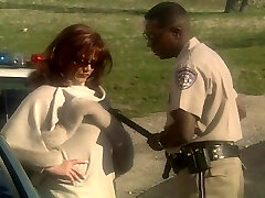 Rousse MILF Marilyn Chambers putain de police 