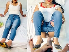 jeens wali bhabhi ko fruit dene jaakar mera lalach aa gaya dekhkar phir bhabhi ko pata kar choda jeens wali bhabhi ko fruit dene jaakar mera lalach aa gaya dekhkar phir bhabhi ko pata kar choda