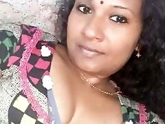 Trichy cheating housewife showing naked body to her friend Trichy cheating housewife showing naked body to her friend