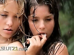 Killer babysitters in the rain Killer babysitters in the rain