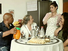 A Insatiable Family - Emme White, Agatha Ludovino, Alessandra Maia A Insatiable Family - Emme White, Agatha Ludovino, Alessandra Maia