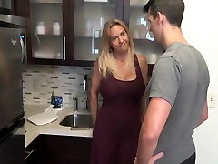 Son told mature mom about his feelings and got oral pleasure fuck-fest