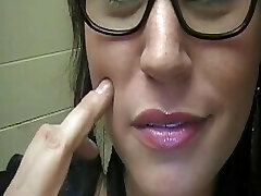 Lu's Luscious Throat Wide Open Lu's Luscious Throat Wide Open