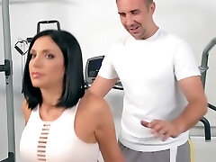 Jaclyn works out her fuck-holes
