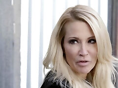 Extremely naughty American lesbian Jessica Drake wanna some scissoring at night Extremely naughty American lesbian Jessica Drake wanna some scissoring at night