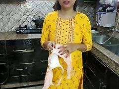 Desi Bhabhi kitchen me khana bana rhi thi tbhi dever ne piche se Li bhabhi ki Desi Bhabhi kitchen me khana bana rhi thi tbhi dever ne piche se Li bhabhi ki
