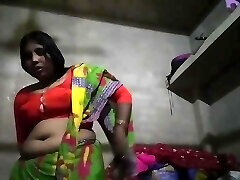 Super-hot bhabhi sexy video with face