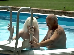 Seductive young blonde Miss Melissa invites aged far to penetrate her deep throat and wet pussy Seductive young blonde Miss Melissa invites aged far to penetrate her deep throat and wet pussy