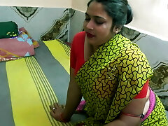 Bengali Boudi Sex with clear Bangla audio! Hotwife sex with Boss wife!