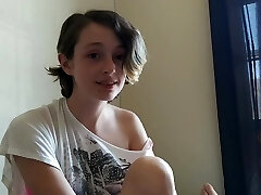 Pretty stepsister is gargling the life out of her stepbro's hard bone Pretty stepsister is gargling the life out of her stepbro's hard bone