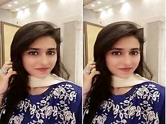 Today Exclusive-Hot PaKi Lady Showing Boobs a... Today Exclusive-Hot PaKi Lady Showing Boobs a...