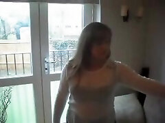 Red-hot GF Sarah 1st video