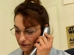 Haarige Hausfrauen mit 50