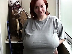Inexperienced redhead shaves and masturbates