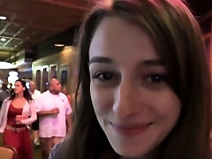 On your last day in Vegas, you creampie Willow