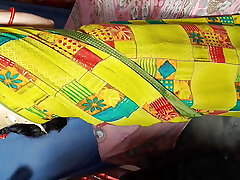 Desi bhabhi ki nathuniya utaar kar chodi shadi wale din Desi bhabhi ki nathuniya utaar kar chodi shadi wale din