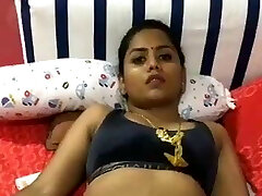 Singaporean Married Indian Milf in action