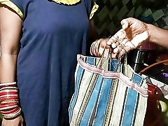 Kitchen me aunty ji ko ache se lund ka maja diya padosi devar ne