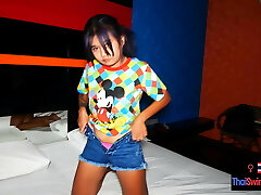 Japanese teen unexperienced pleases her tourist client’s big dick Japanese teen unexperienced pleases her tourist client’s big dick