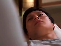 Roe-187 A Night Spent Guzzling With My Beloved Mom - Maki Tomoda