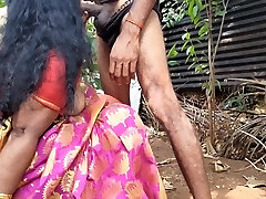 Aunty Was Looking For Something In The Garden And I Had Hump With Her Aunty Was Looking For Something In The Garden And I Had Hump With Her