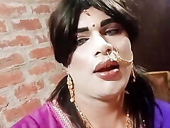 Urvashipatil Rani Kinnar's vlog flick goes viral
