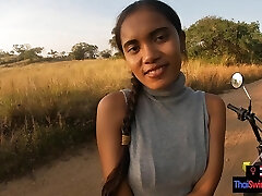 Outdoor blowjob and hookup with amateurs