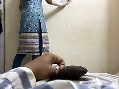 Flashing wood on Indian maid to fuck ( chudai ) in hindi