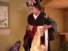 Yuna Shiratori Spreads Legs For A Big Boner To Penetrate Her Cunt