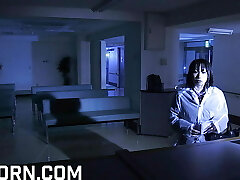 गर्म जापानी अस्पताल में भर्ती जब नर्स और डॉक्टर भाड़ में जाओ स्कूल लड़की गर्म जापानी अस्पताल में भर्ती जब नर्स और डॉक्टर भाड़ में जाओ स्कूल लड़की